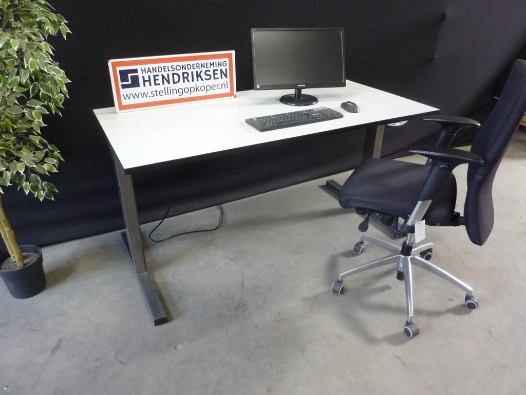 Professioneel stabureau / sta bureau Twinform 160x80cm, Gebruikt, Handelsonderneming Hendriksen, Ophalen of Verzenden, In hoogte verstelbaar