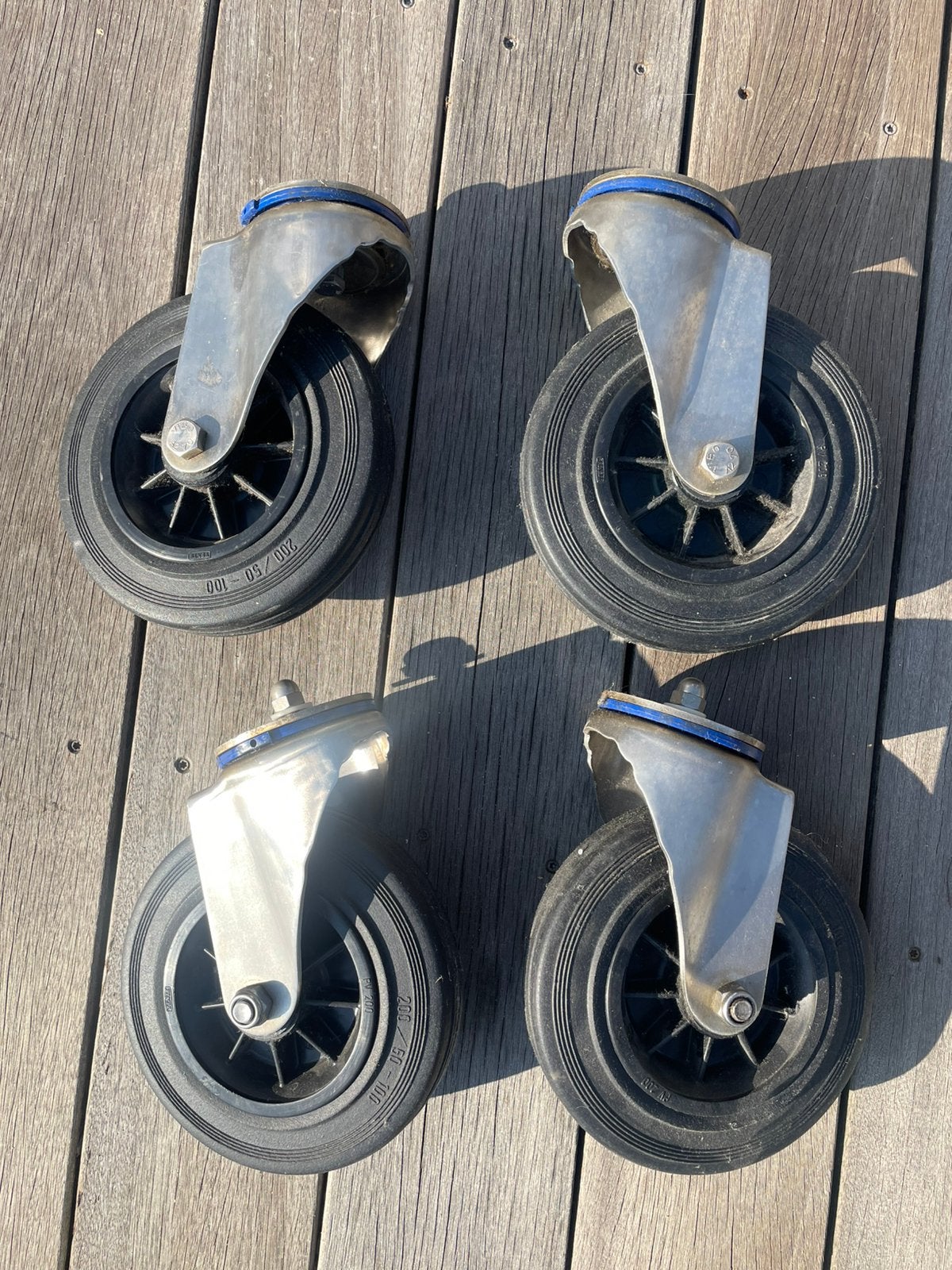 4 zwenkwielen RVS 20cm rubber wiel, met stift en dopmoer, Ophalen, Zo goed als nieuw