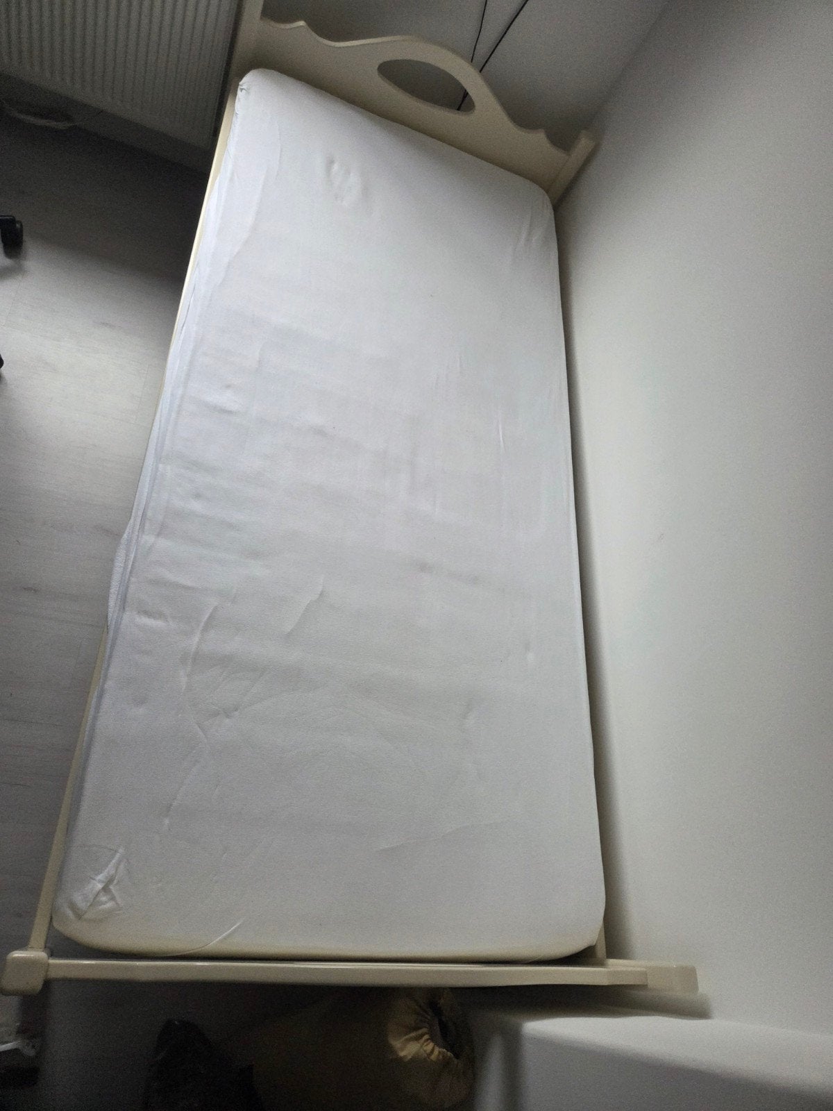 Eenpersoonsbed met lattenbodem, Huis en Inrichting, Slaapkamer | Bedden, Ophalen, Gebruikt, 90 cm, Eenpersoons