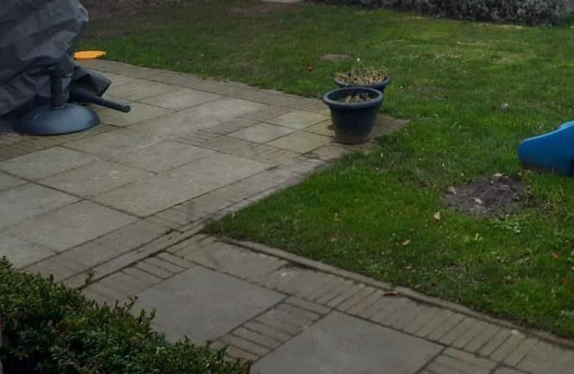 20 a 25m2 terras - diverse maten - gratis af te halen, Ophalen