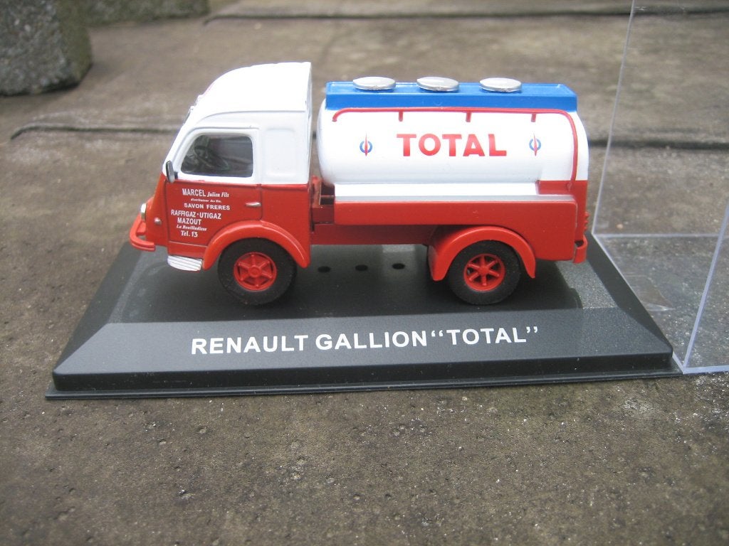 Renault Goelette tankwagen, Ophalen of Verzenden, Zo goed als nieuw, Bus of Vrachtwagen, Overige merken