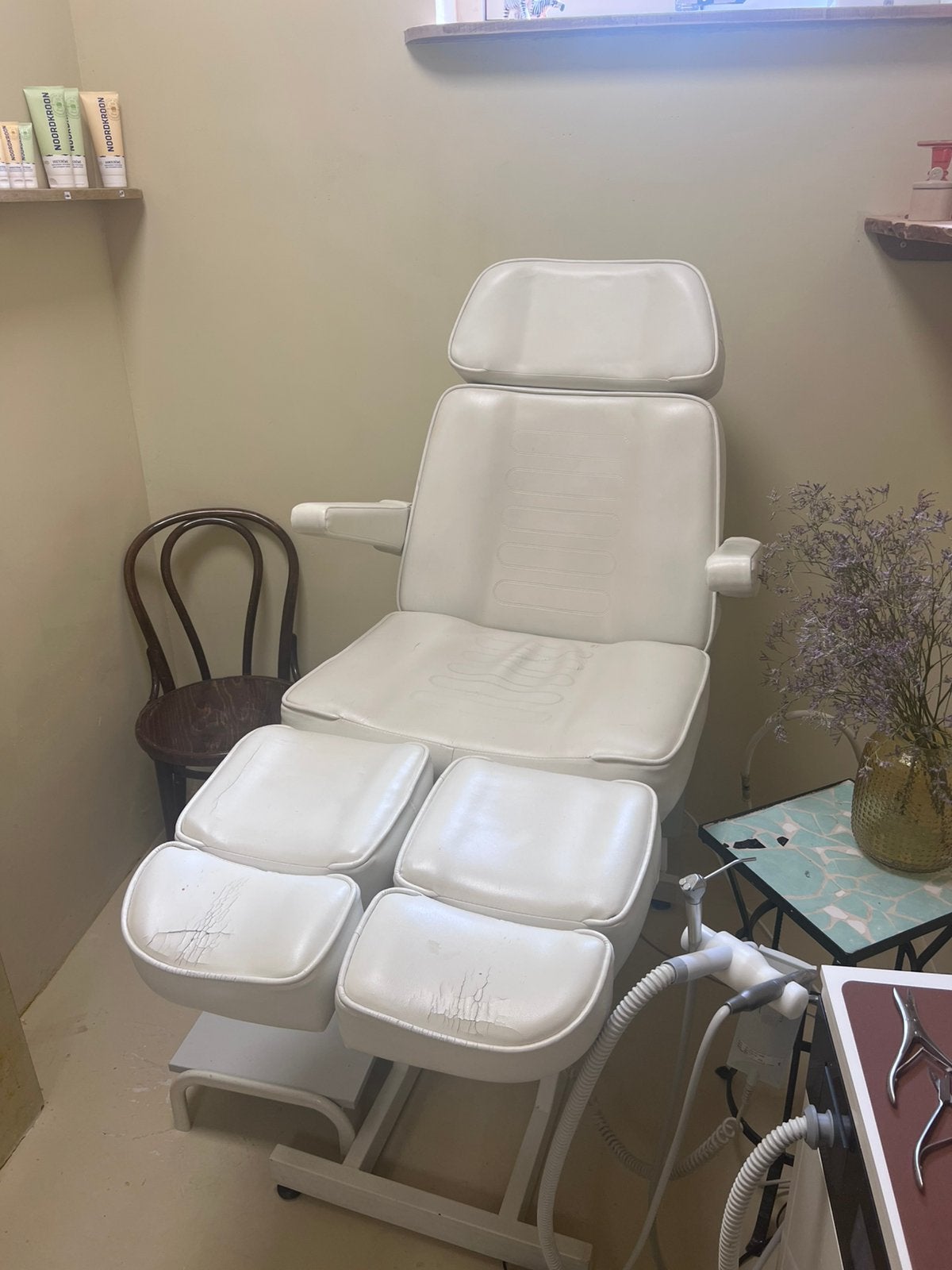 Pedicure / behandelstoel DONDERDAG OPHALEN!, Huis en Inrichting, Ophalen, Eén