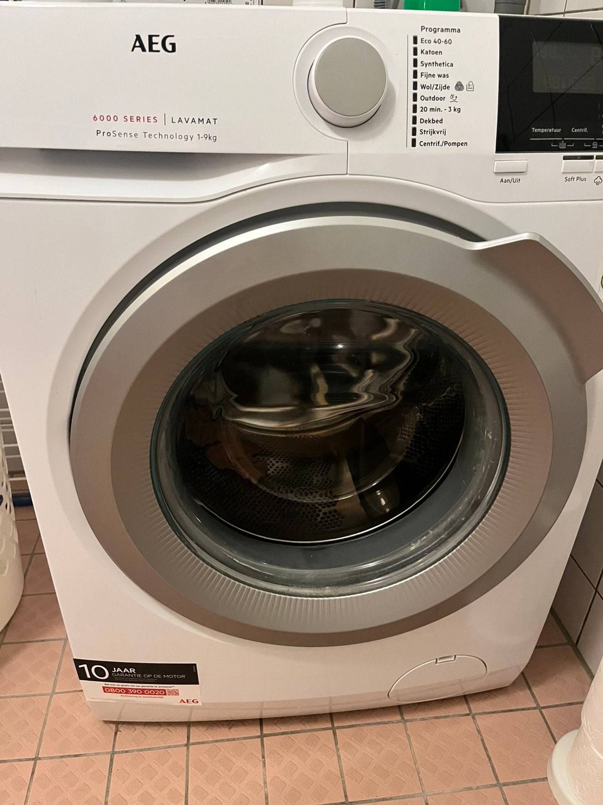 AEG Lavamat ProSense wasmachine 9kg, Ophalen, 1200 tot 1600 toeren, Zo goed als nieuw, 85 tot 90 cm