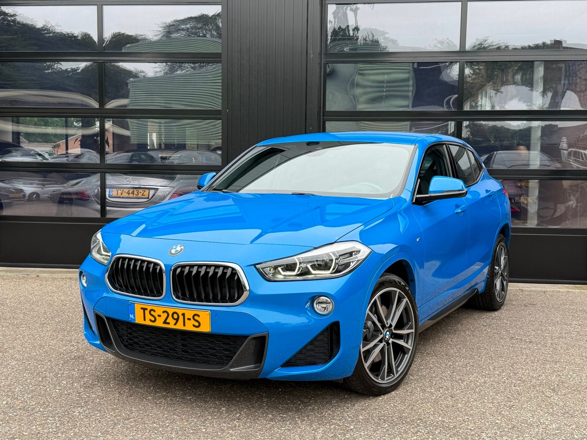 BMW X2 SDrive20i M-Sport Shadowline Headup Misano Blauw, Auto's, 1998 cc, X2, Automatische klimaatregeling, Bedrijf