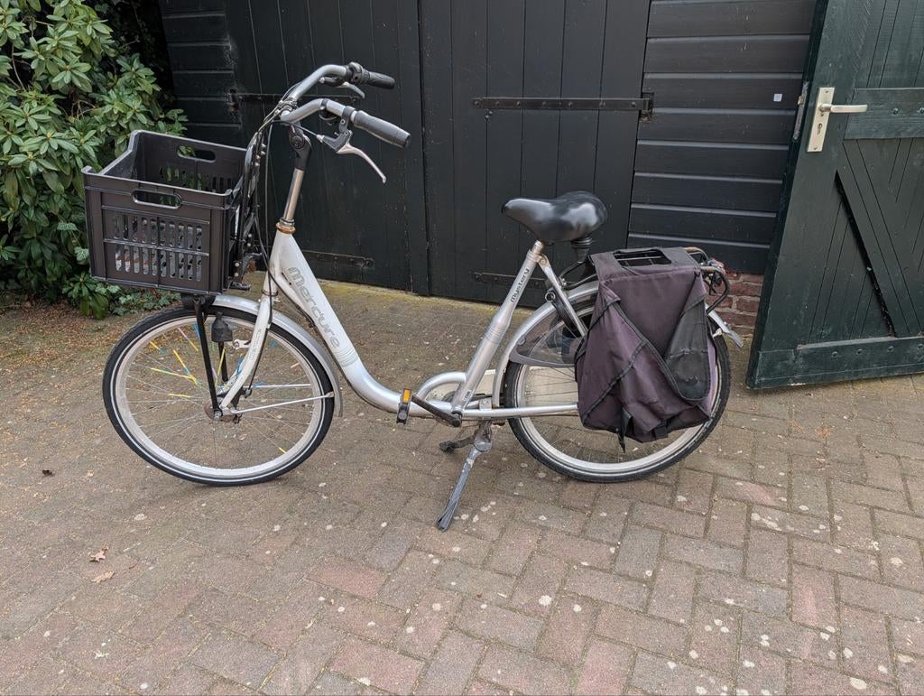 Mercure Damesfiets met lage instap en mand, Ophalen, Gebruikt, Overige merken