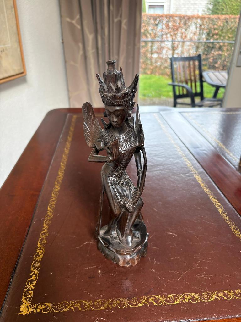 Houten beeld afkomstig uit Indonesië, Antiek en Kunst, Ophalen of Verzenden