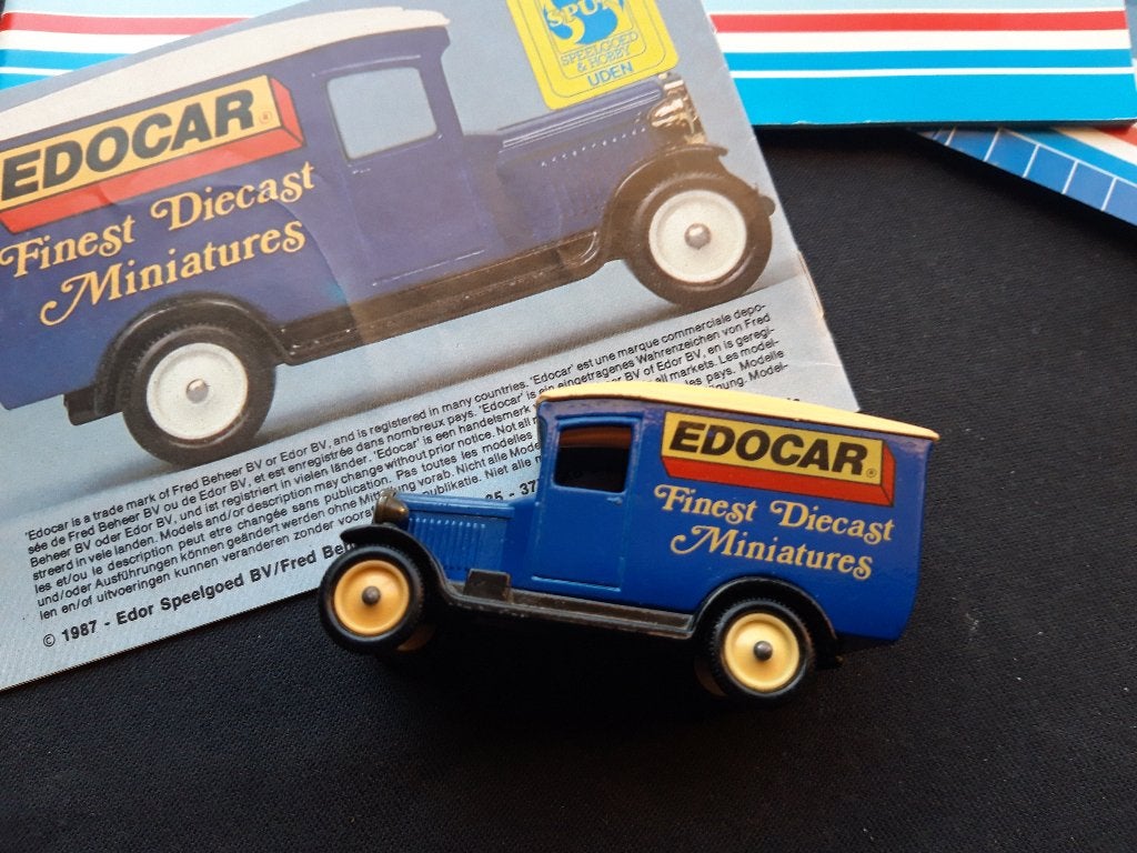 Edocar - Lledo Dennis bestelwagen, Ophalen of Verzenden, Zo goed als nieuw, Auto