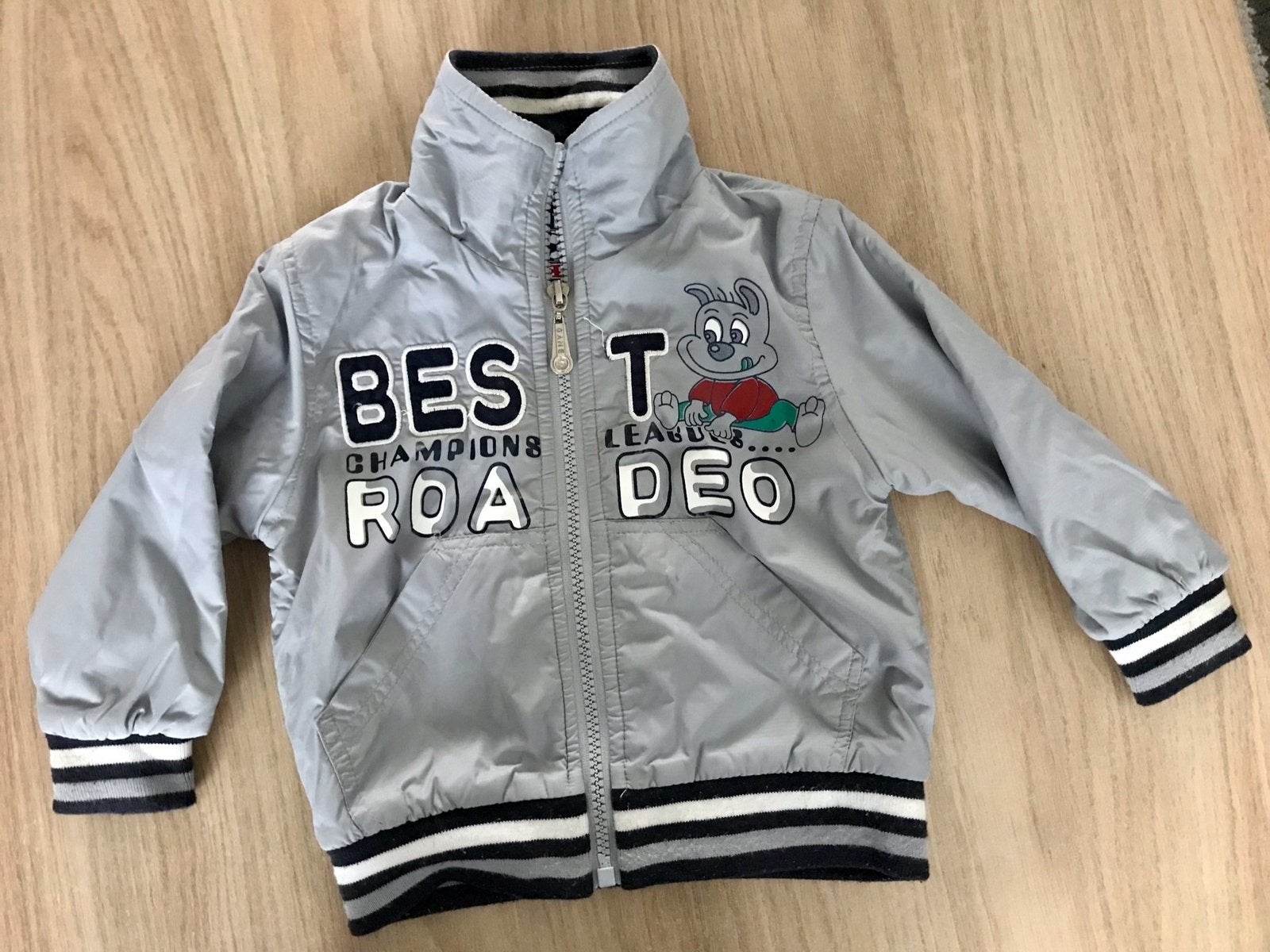Jasje gevoerd maat 80, Kinderen en Baby's, Babykleding | Maat 80, Ophalen of Verzenden, Zo goed als nieuw, Jongetje, Jasje