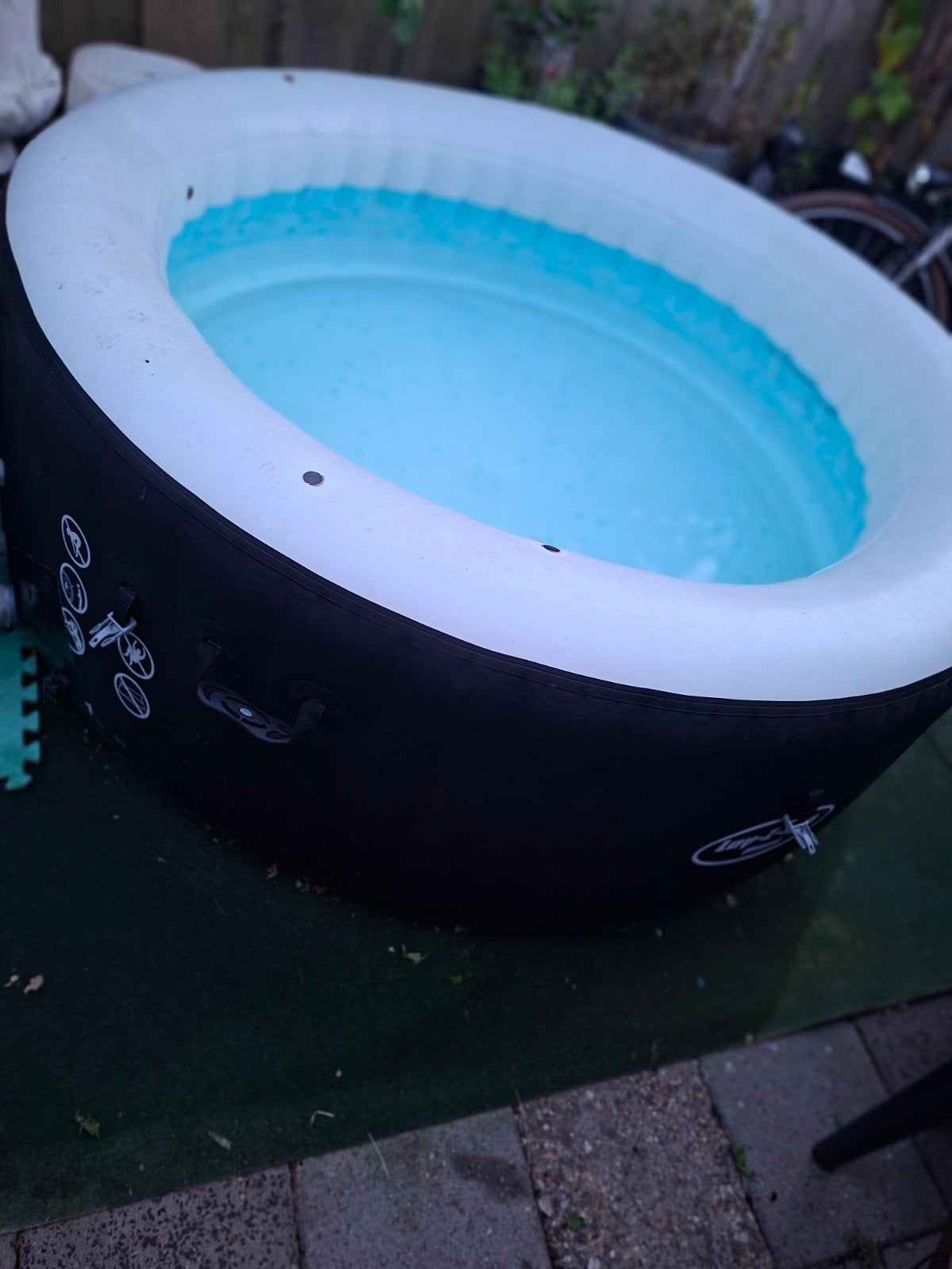 Bestway Lay-Z-Spa Miami opblaasbare jacuzzi met afdekhoes, Ophalen, Gebruikt, Afdekzeil, Opblaasbaar
