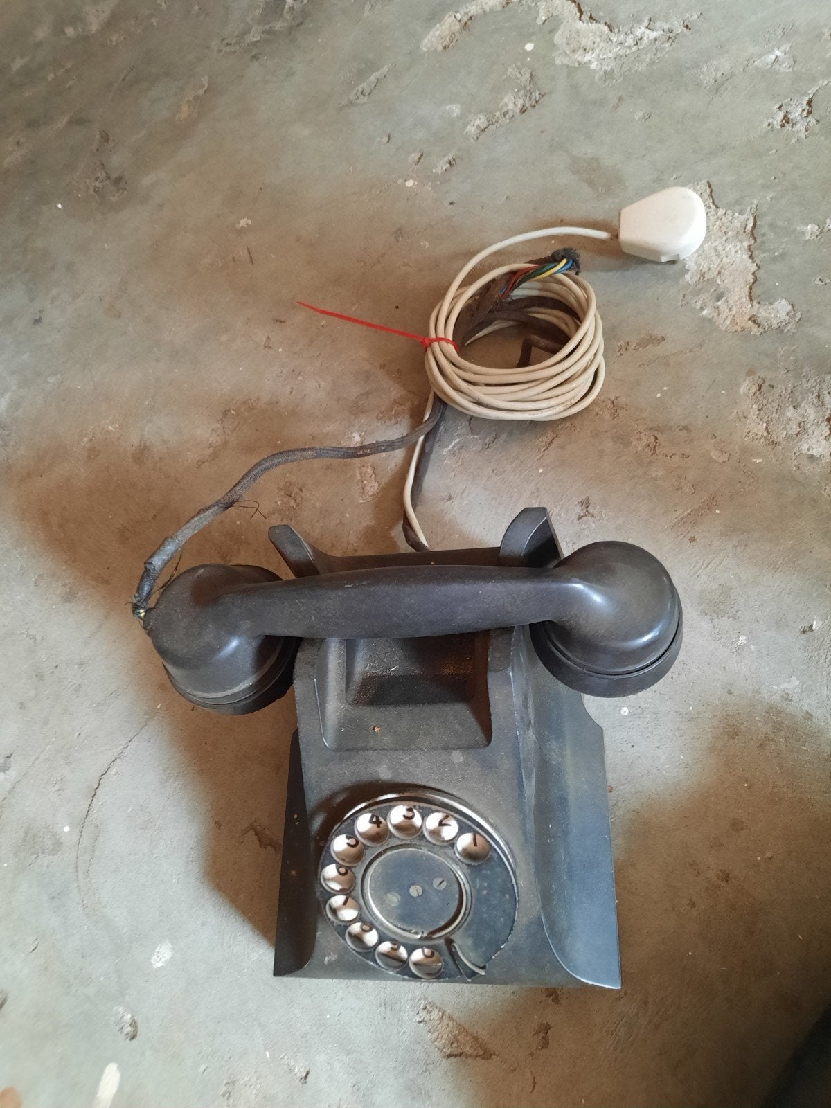 Vintage Bakelieten Telefoon met Draaischijf, Ophalen, Gebruikt, Met draaischijf
