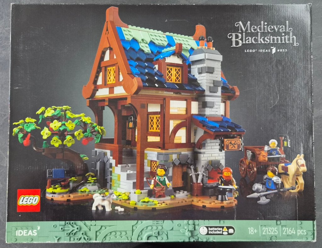 LEGO 21325 Medieval Blacksmith 18+ 2164 pcs. IDEAS #033, Lego, Nieuw, Ophalen of Verzenden, Complete set