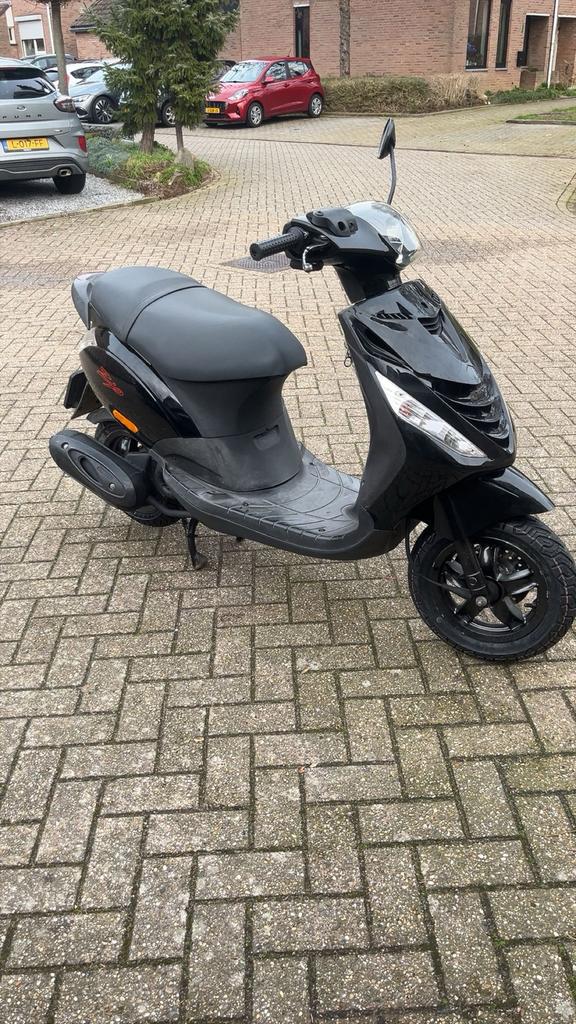 Piaggio zip 2008, Ophalen, Zo goed als nieuw, Benzine, Zip