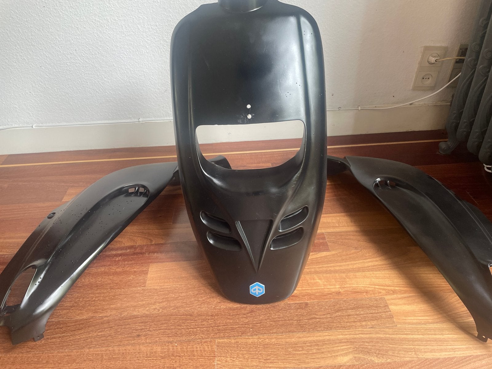 Typhoon kappenset met aangepaste voorkap voor radiateur, Ophalen of Verzenden, Gebruikt, Kap, Piaggio