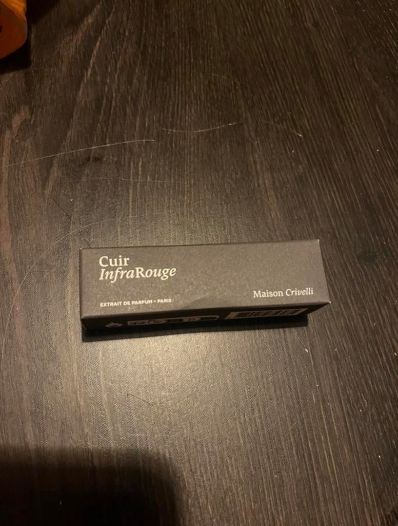 Maison Crivelli Cuir InfraRouge Extrait de Parfum 5ml Nieuw, Ophalen of Verzenden, Nieuw