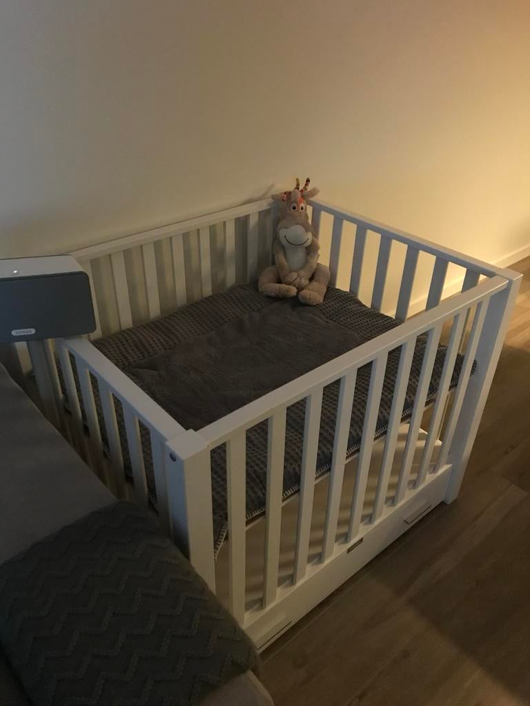 z.g.a.n.: Koeka boxkleed Amsterdam Wafel Steel Grey, Kinderen en Baby's, Boxen, Ophalen of Verzenden, Zo goed als nieuw, Boxkleed