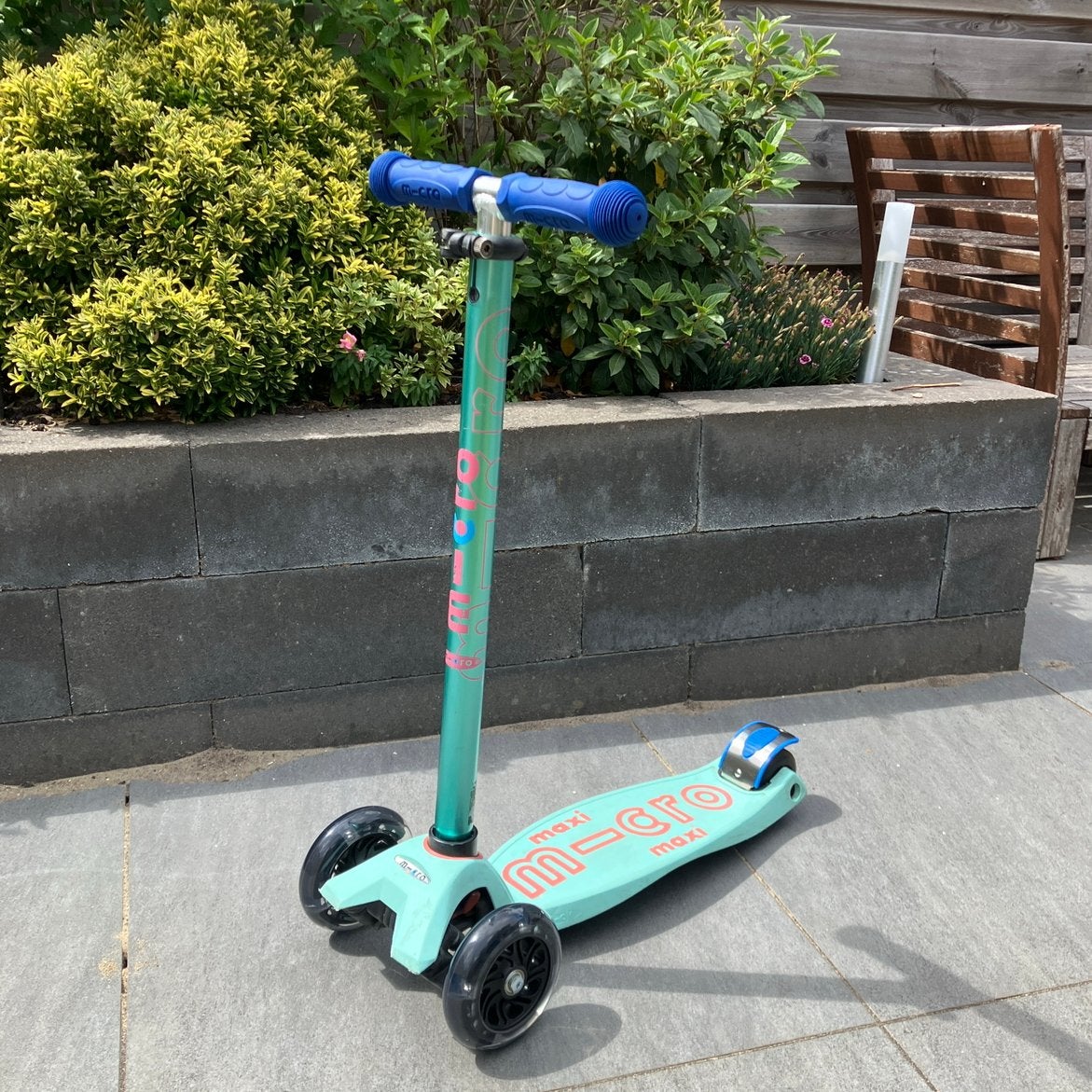 Maxi Micro step - nieuwe LED-wielen, rem + handvatten!, Fietsen en Brommers, Steps, Ophalen, Zo goed als nieuw, Gewone step