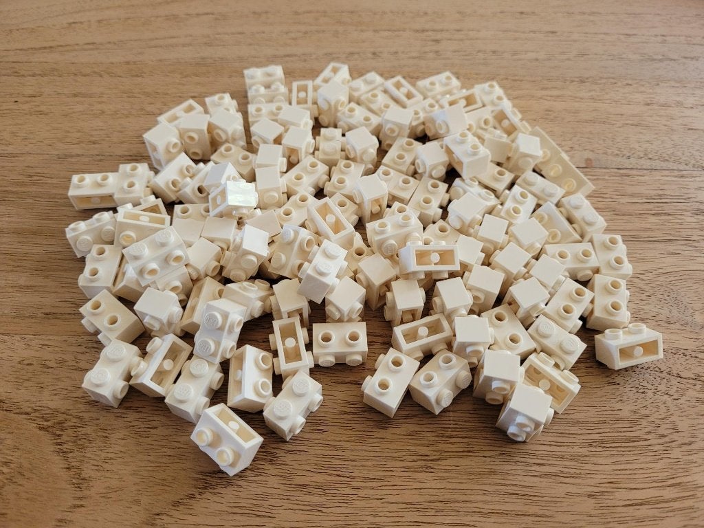 Partij J527=100x Nieuwe Lego nopstenen (Meerdere setjes)