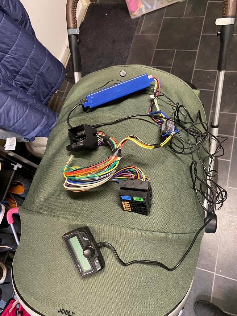 Parrot CK 3100. Complete set, Auto diversen, Ophalen of Verzenden, Zo goed als nieuw