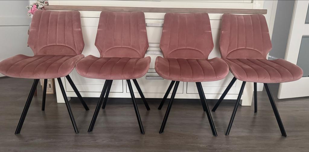 4 Roze Velvet Stoelen in Nieuwstaat, Ophalen, Overige kleuren, Zo goed als nieuw, Vier
