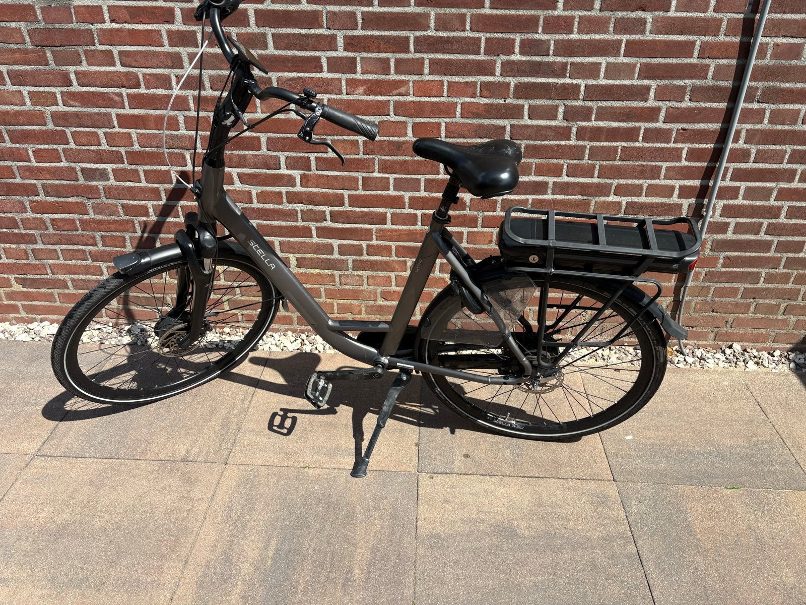 Stella Livorno elektrische fiets - 57 cm, Fietsen en Brommers, Gebruikt, 50 km per accu of meer, 55 tot 59 cm, Ophalen