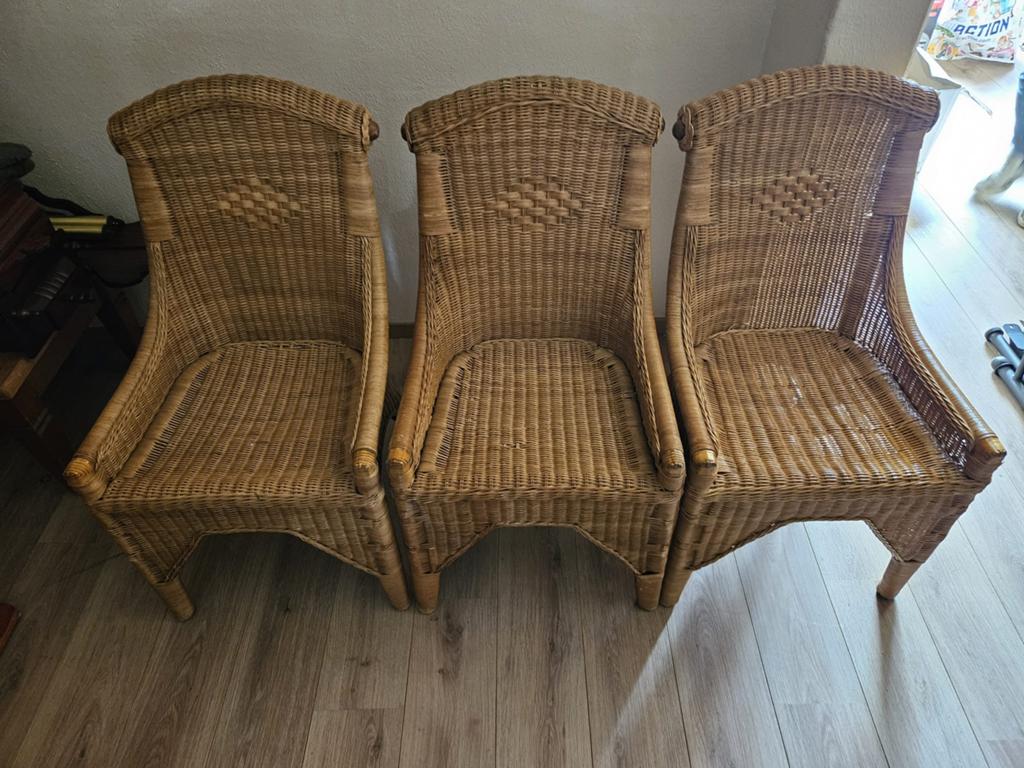 Te koop; 6 rotan eettafel stoelen, Ophalen, Bruin