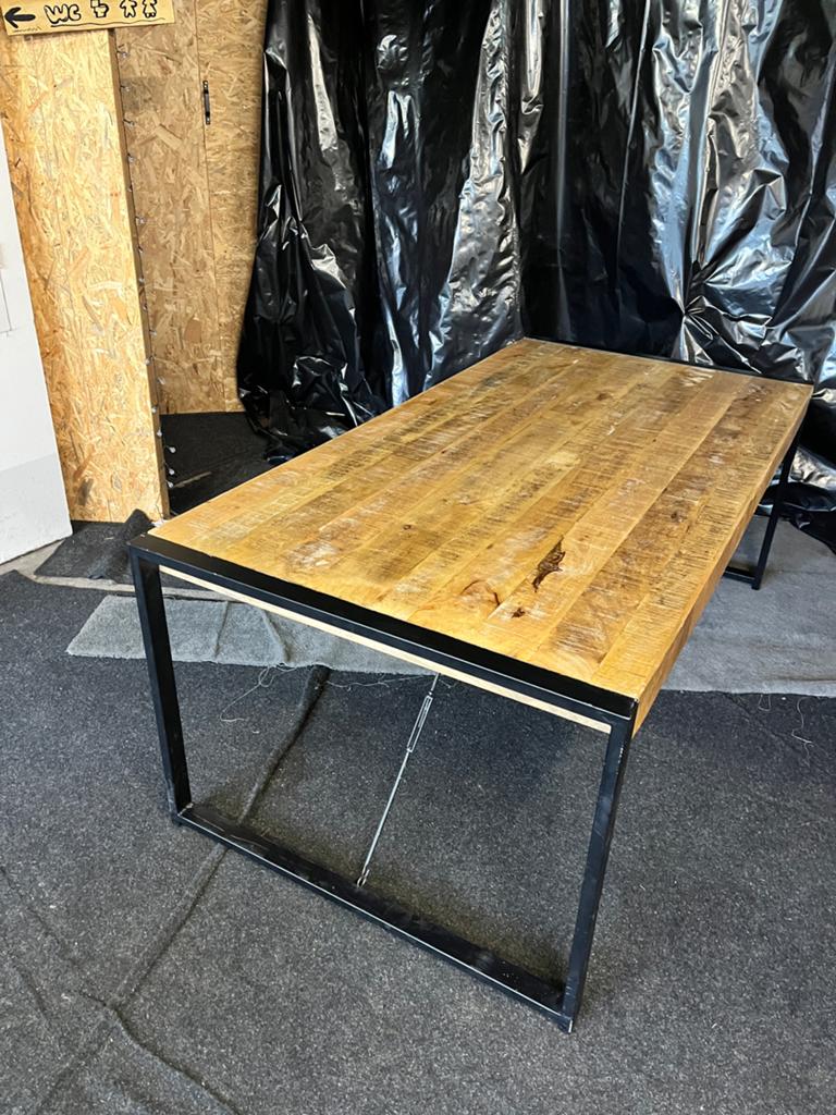 Houten tafel, Huis en Inrichting, Tafels | Eettafels, Ophalen, Gebruikt, 200 cm of meer, 50 tot 100 cm