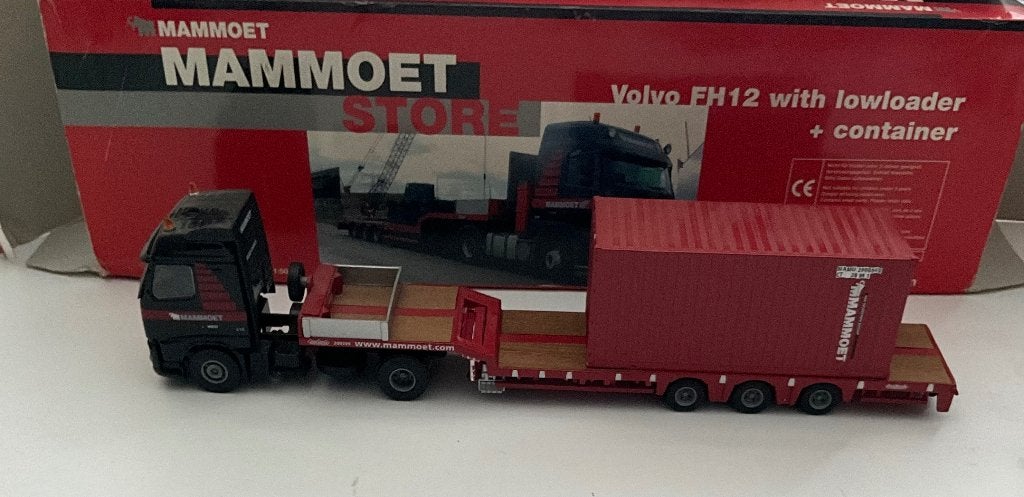 Volvo FH 12 with Lowloader + container, Verzenden, Zo goed als nieuw, Bus of Vrachtwagen, Wsi