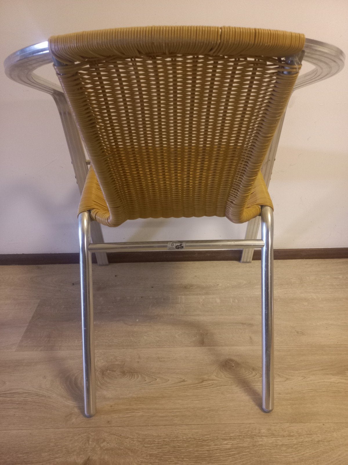 2 aluminium balkon/tuinstoelen, Ophalen, Zo goed als nieuw, Aluminium, Stapelbaar