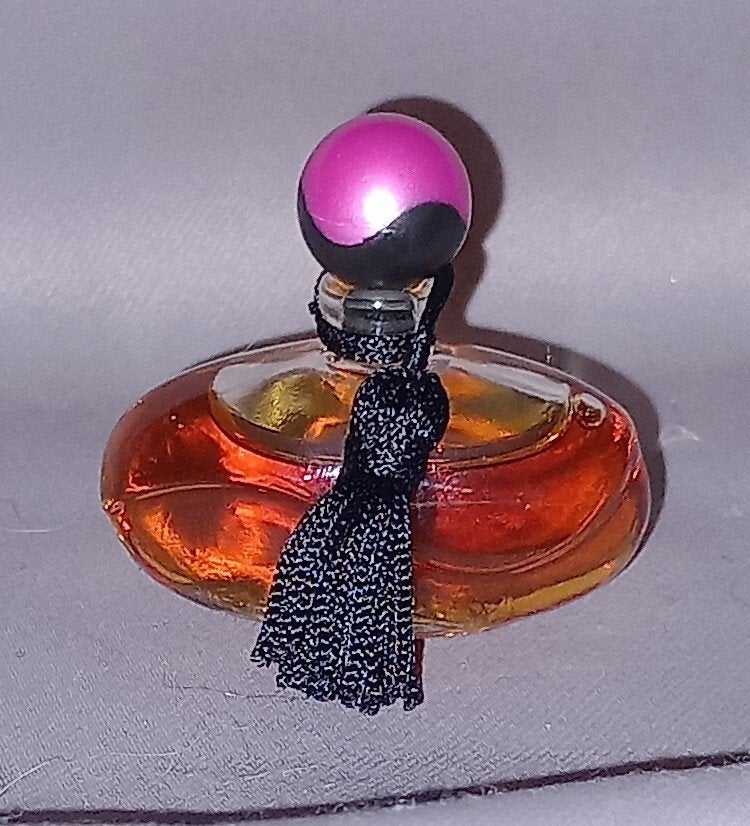 Volle parfum mini - Avon far away, Ophalen of Verzenden, Zo goed als nieuw, Miniatuur, Gevuld