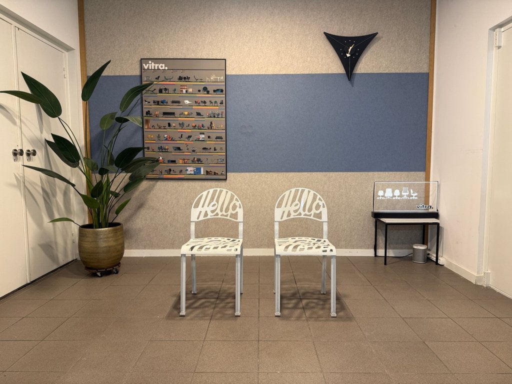 Artifort | Jeremy Harvey | Hello There Stoel | Wit | 2x, Gebruikt, Twee, Vitra Artifort Cassina Fritz Hansen Eames Gispen Pastoe Hay