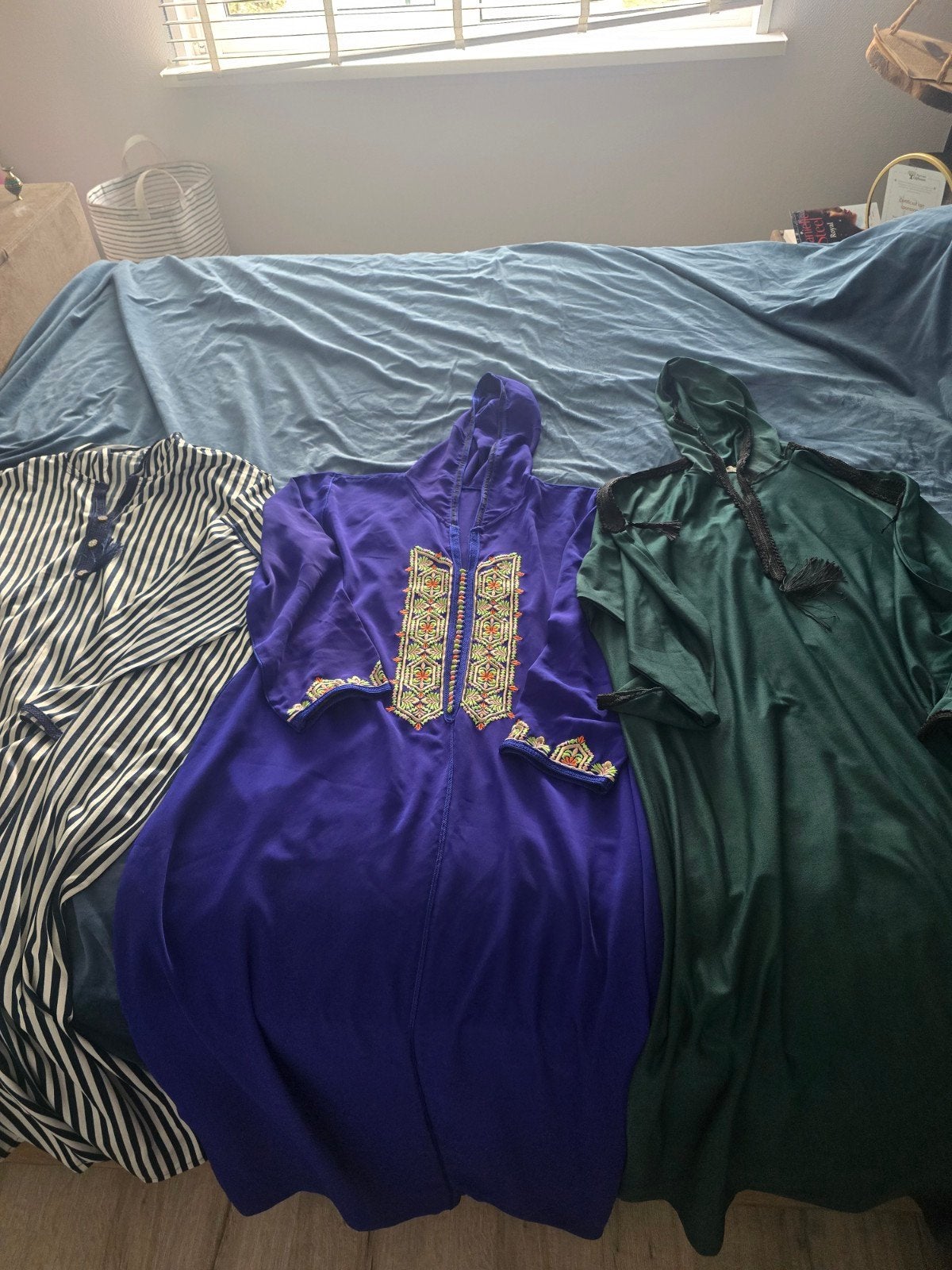 te koop 3 jalaba' s, Kleding | Dames, Gelegenheidskleding, Ophalen of Verzenden, Zo goed als nieuw, Maat 42/44 (L), Overige typen