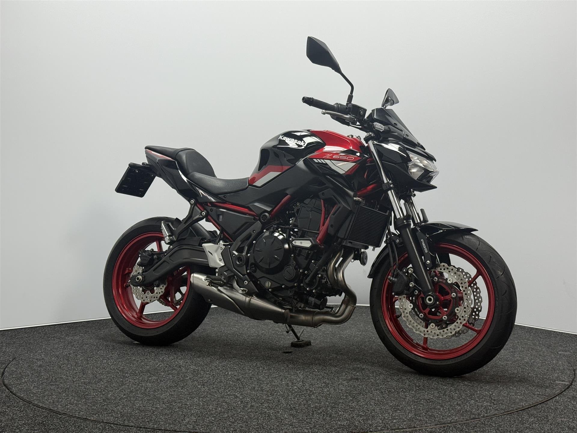 Kawasaki Z650 ABS, Bedrijf, ABS, 12 t/m 35 kW, Naked bike