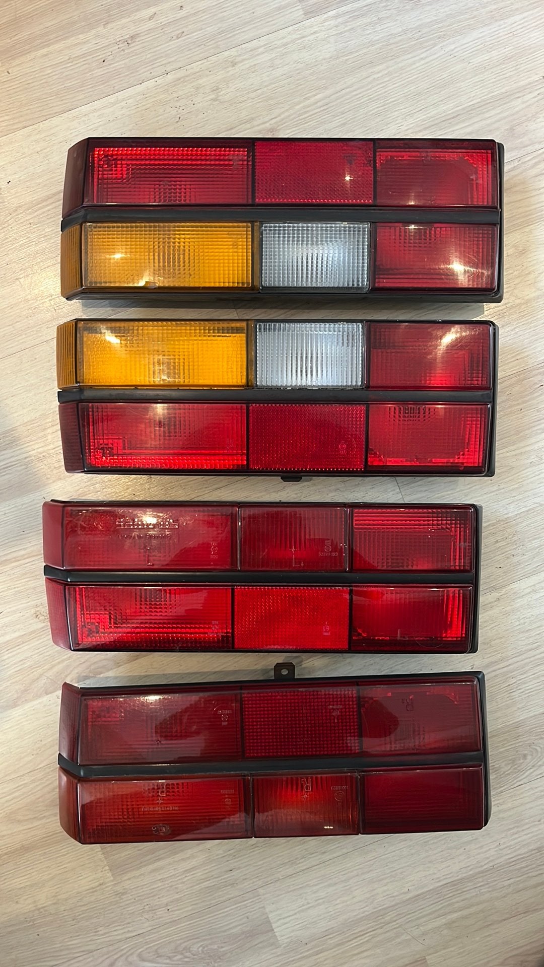Golf 1 171945112 Hella en Saturnus achterlichten rood VW MK1, Ophalen of Verzenden, Gebruikt, Volkswagen
