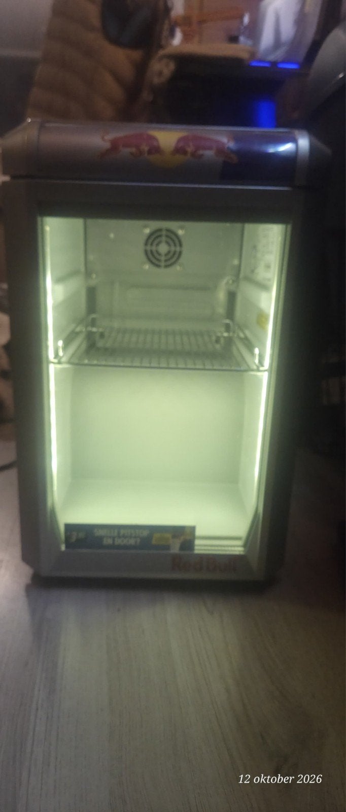 Red Bull mini-koelkast, Ophalen, Minder dan 75 liter, Zonder vriesvak, Gebruikt