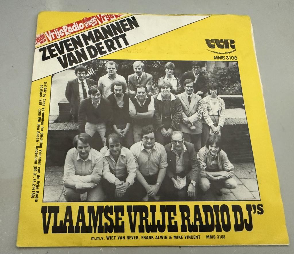 Vlaamse Vrije Radio DJ's - Zeven mannen van de RTT- topper, Gebruikt, Ophalen of Verzenden, Levenslied of Smartlap, 12 inch