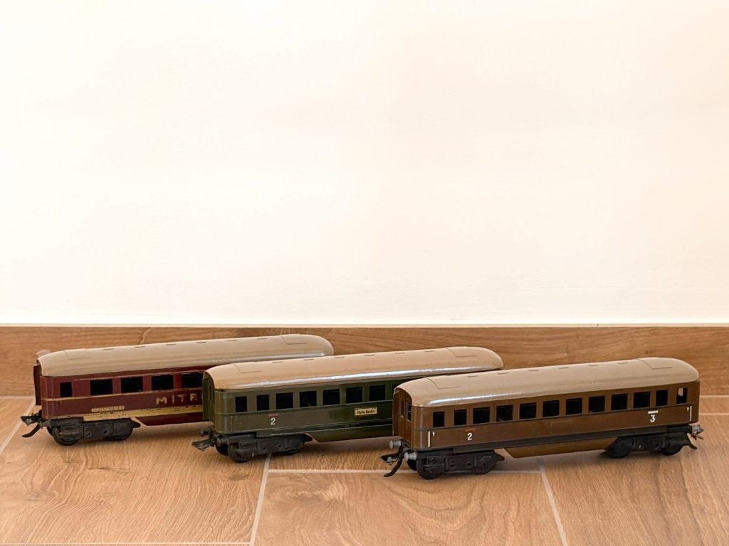 Mooie set Bakeliet Zeuke Wagons Spoor 0, in 3 kleuren, Hobby en Vrije tijd, Overige merken, Gebruikt, Gelijkstroom, Verzenden