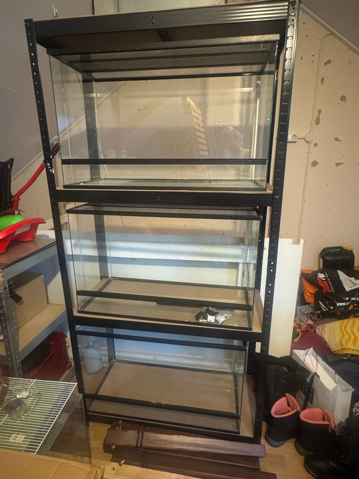 Terraria 80x50x40 inclusief kast, Januari