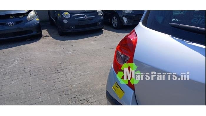 Achterlicht links van een Renault Clio, Auto-onderdelen, Gebruikt, -, Renault, -