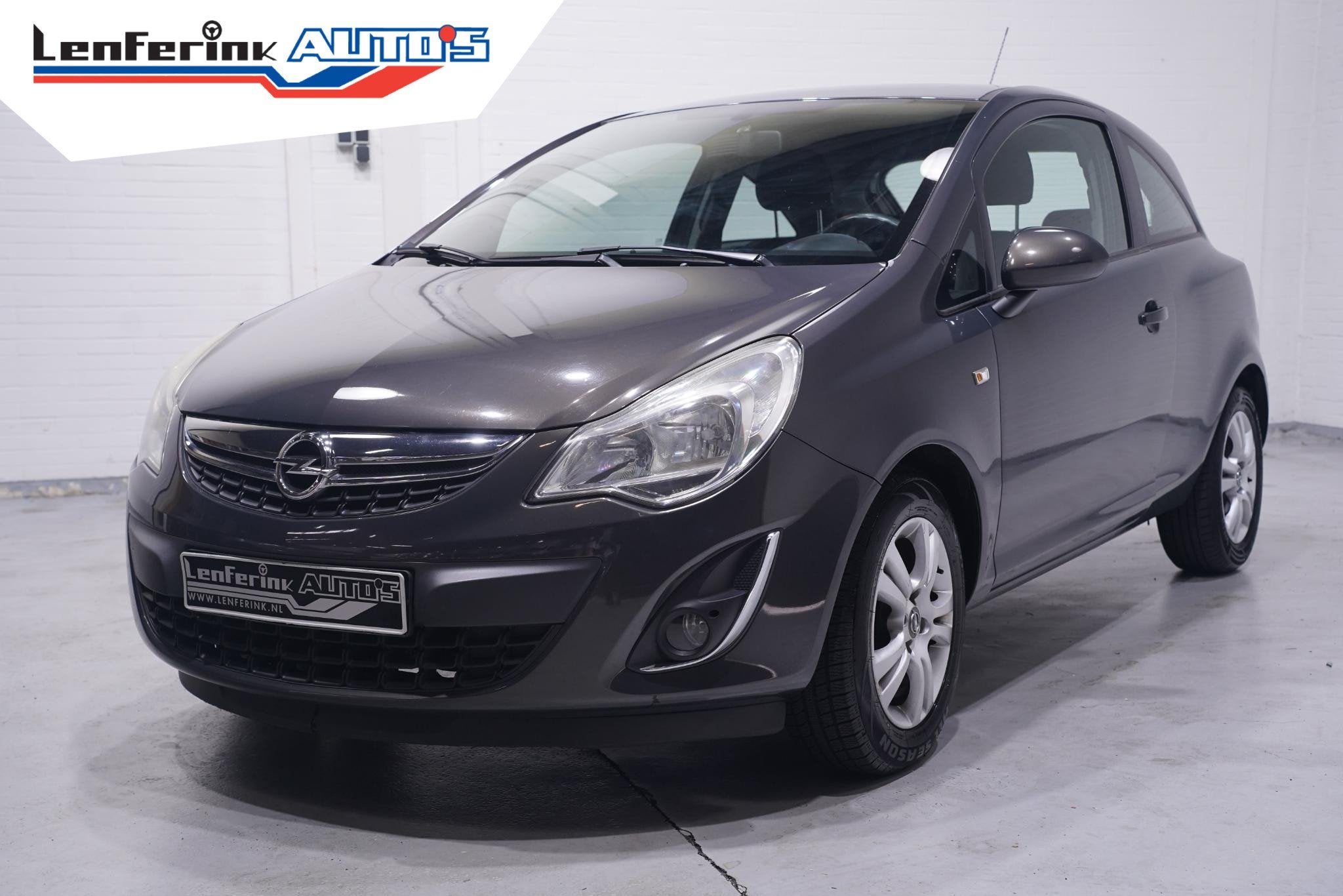 Opel Corsa 1.2-16V Berlin airco electr-pack stereo 15"-lmv s, Auto's, Opel, Voorwielaandrijving, Euro 5, 4 cilinders, 1229 cc