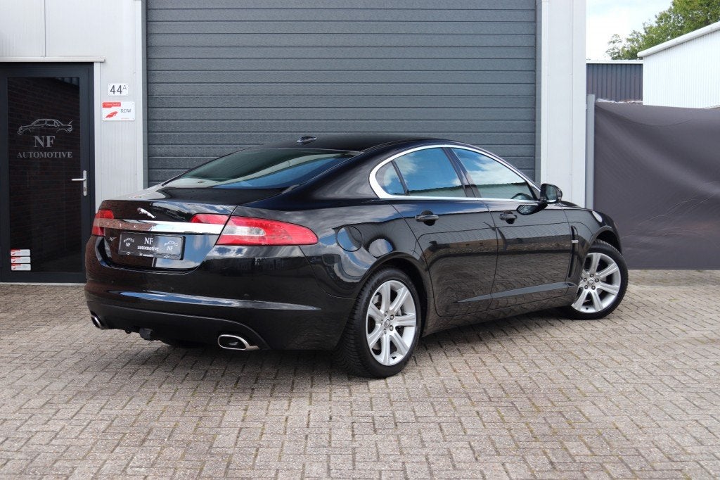 Jaguar XF XF X250 3.0 V6 Luxury - NL auto - Historie!, Auto's, Automaat, 238 pk, Achterwielaandrijving, 1850 kg