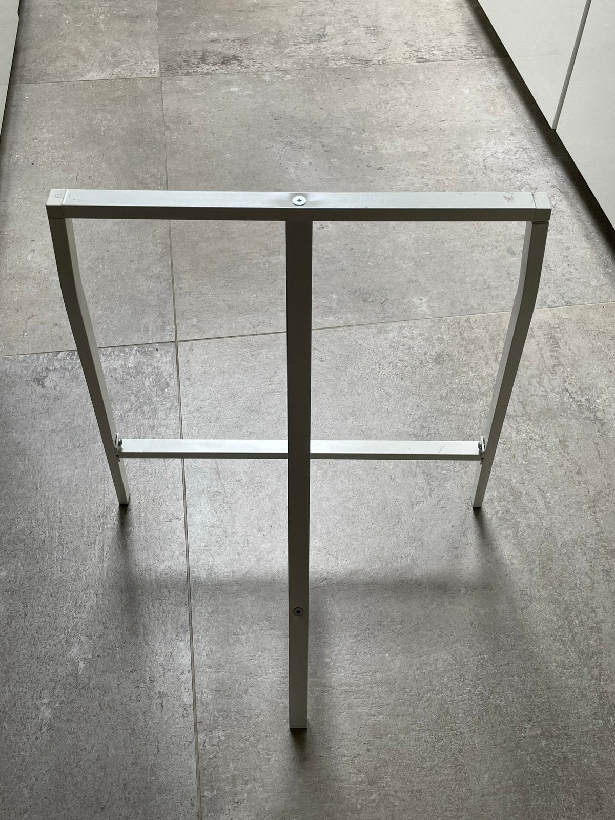 Witte metalen tafelpoot/schraag van Ikea, Ophalen, Tafelpoot, Gebruikt, Minder dan 50 cm
