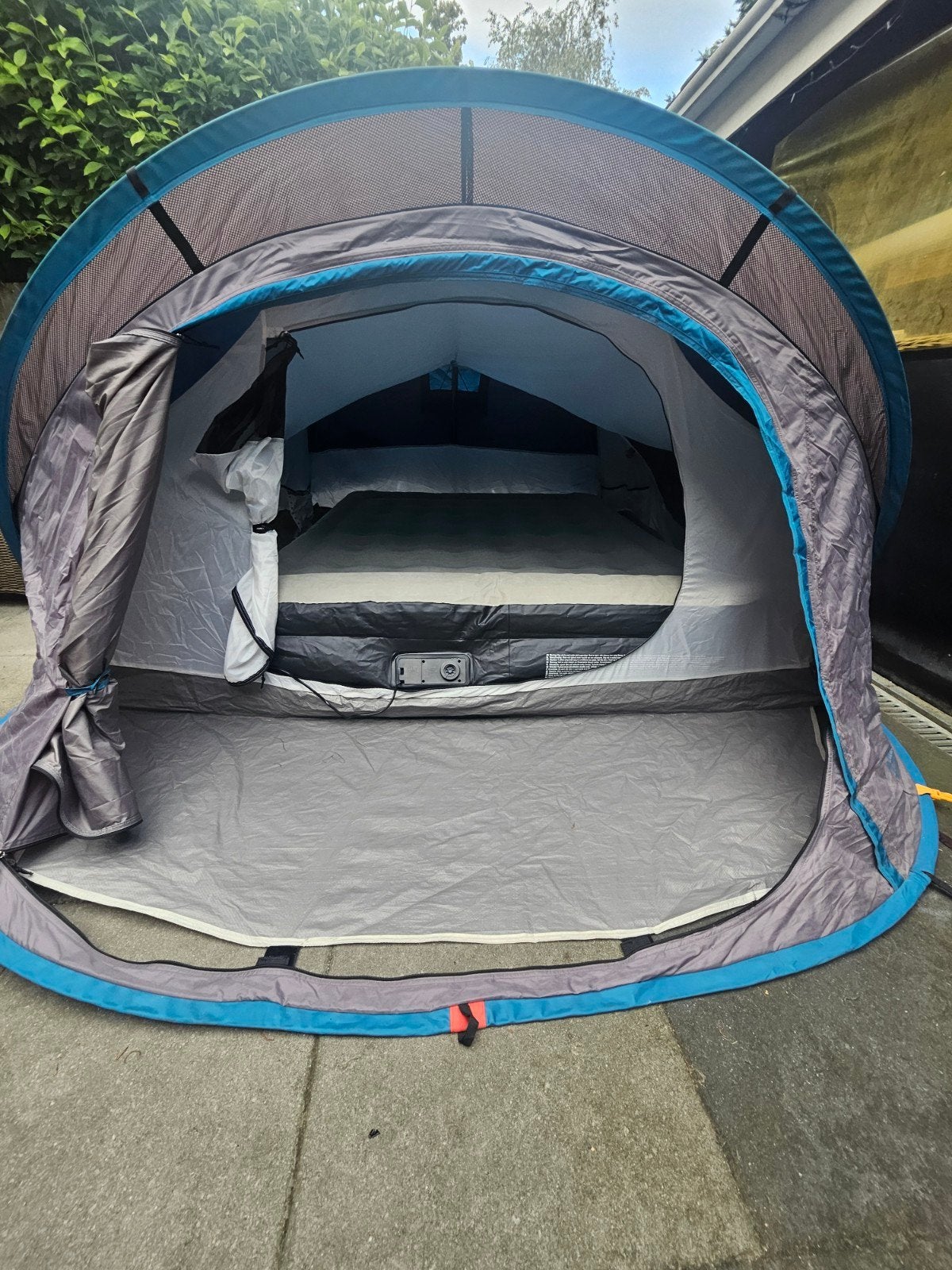 Quechua 2 Seconds Easy 3XL Air Pop-up Tent - 2 Personen, Ophalen, Gebruikt, Tot en met 2