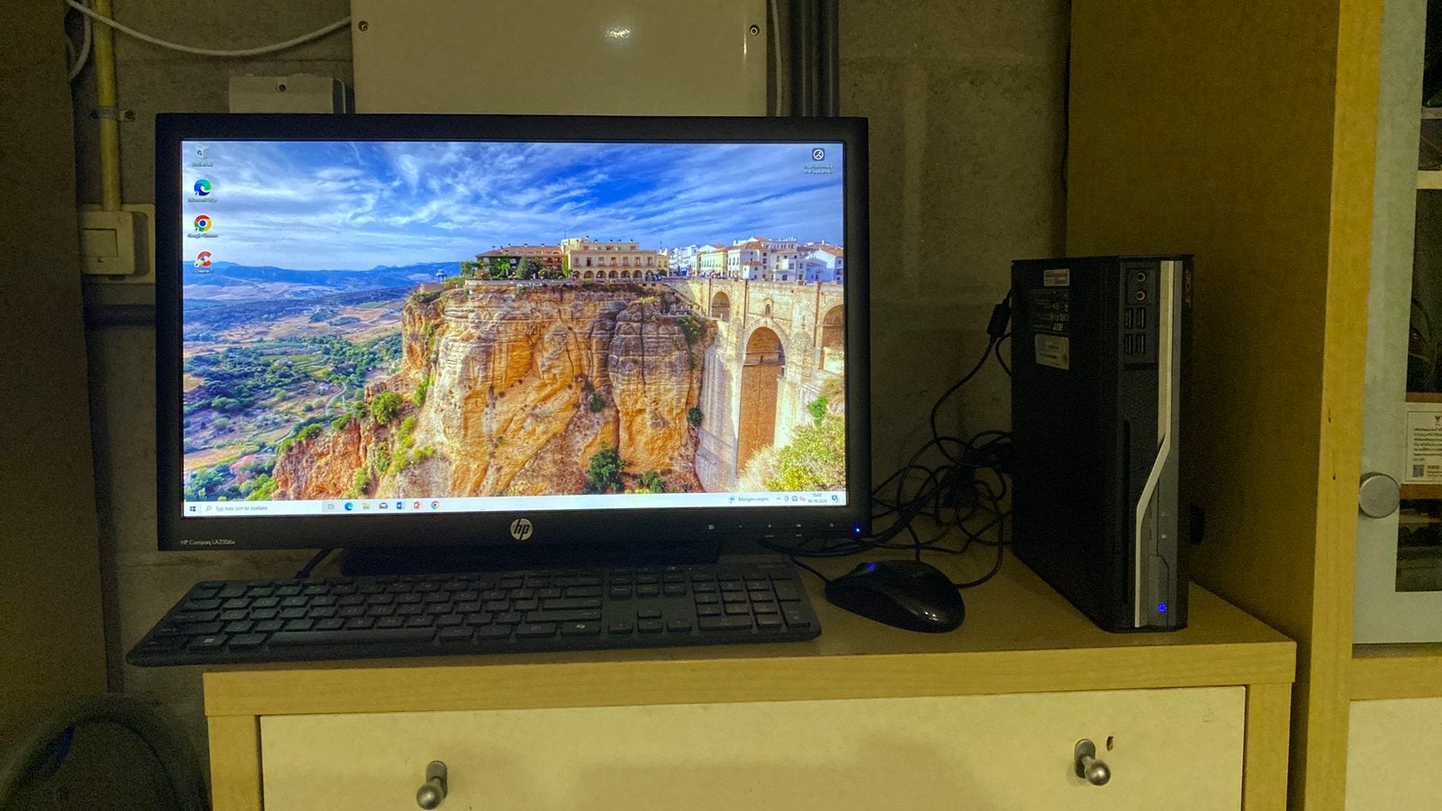 Prima Acer Veriton i3 pc + Windows 11 + Office + Wifi, Computers en Software, Ophalen of Verzenden, Zo goed als nieuw