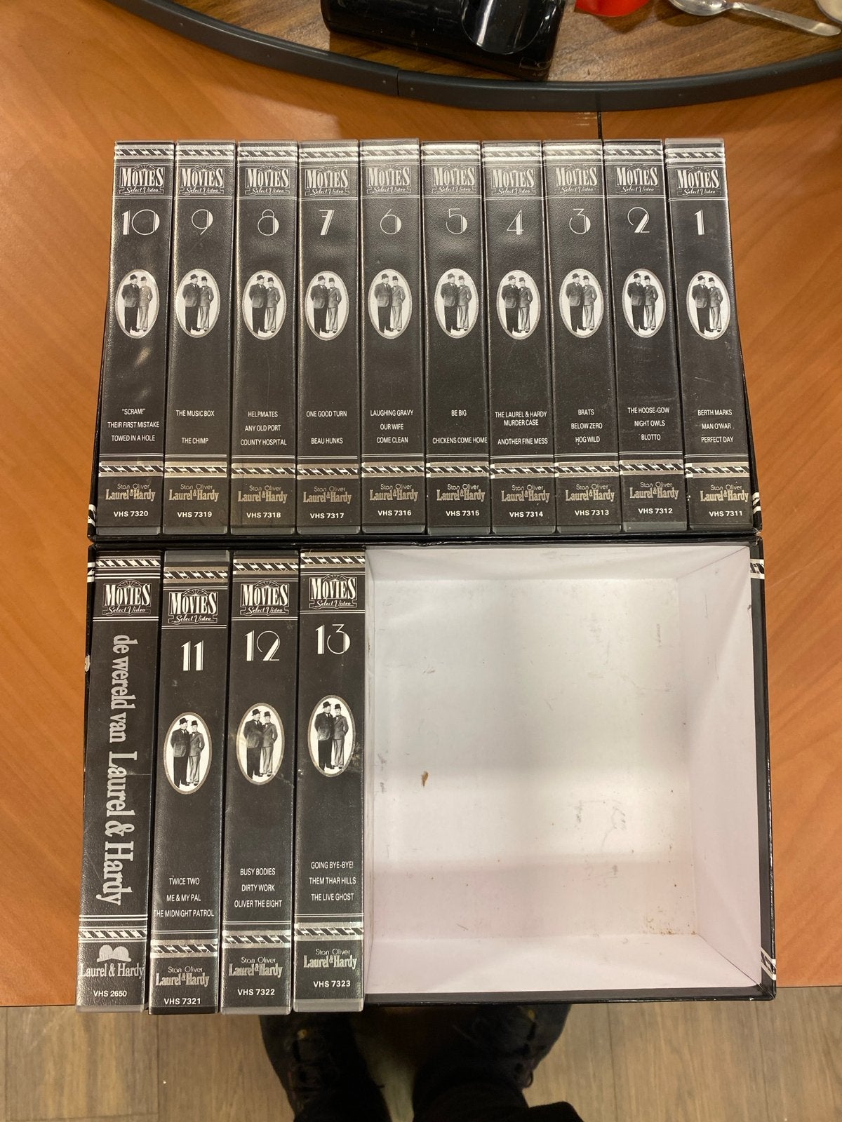 De Wereld van Laurel & Hardy VHS Collectie (13 banden), Boxset, Gebruikt, Alle leeftijden, Ophalen of Verzenden