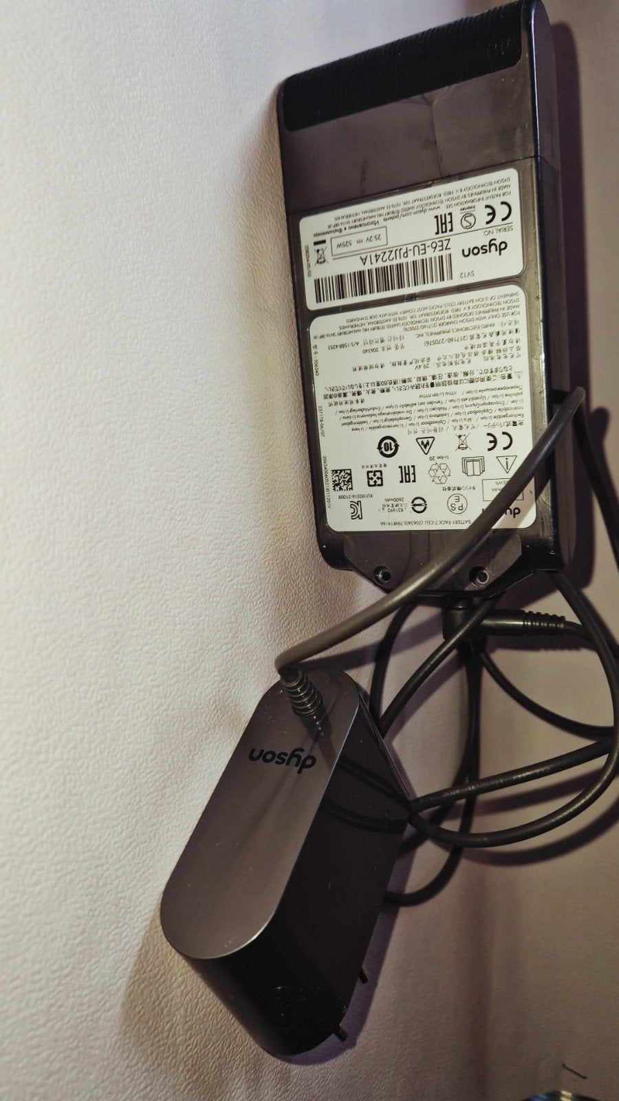 Dyson Oplader en Accu voor Draadloze Stofzuiger, Ophalen of Verzenden