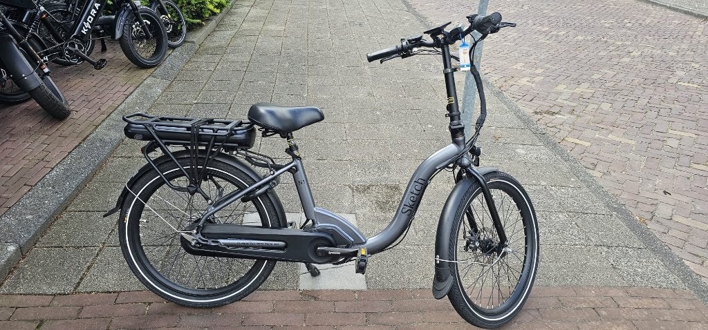 Lacros Sketch N1, Ophalen, Zo goed als nieuw, Deels opvouwbaar, 20 inch of meer