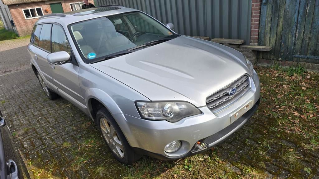 Subaru Legacy Outback 2004 in onderdelen (en meer), Ophalen of Verzenden, Subaru