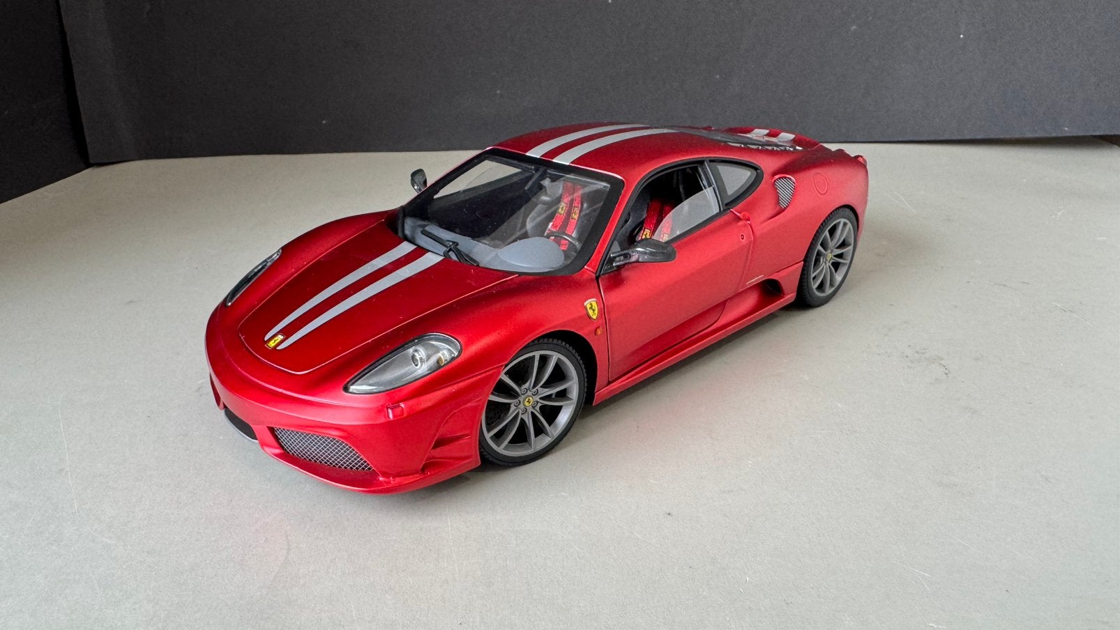 ferrari F430 scuderia Elite 60th anniversary cherry red, Ophalen of Verzenden, Zo goed als nieuw, Auto, Hot Wheels