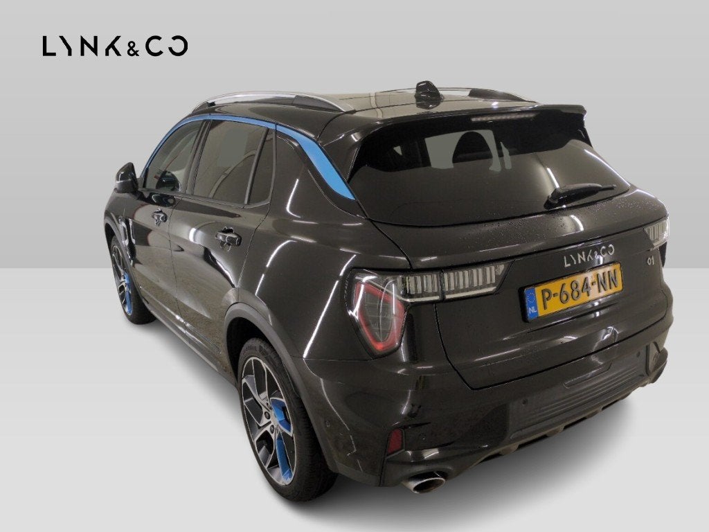 Lynk & Co 01 1.5 262pk Plug-in Adapt.Cruise Pano Carplay Tre, Auto's, Euro 6, Origineel Nederlands, Bedrijf, Automatische klimaatregeling