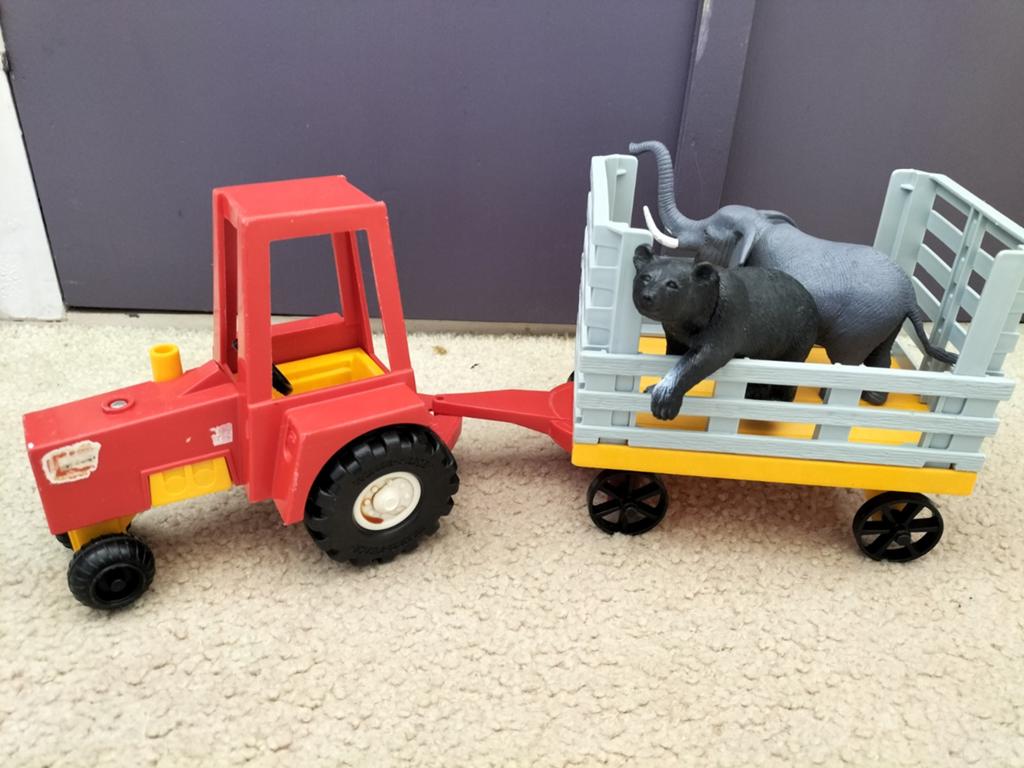 Tractor met aanhangwagen, Kinderen en Baby's, Speelgoed | Speelgoedvoertuigen, Ophalen of Verzenden, Zo goed als nieuw